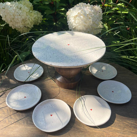 Servizas su tortine "Meilė"